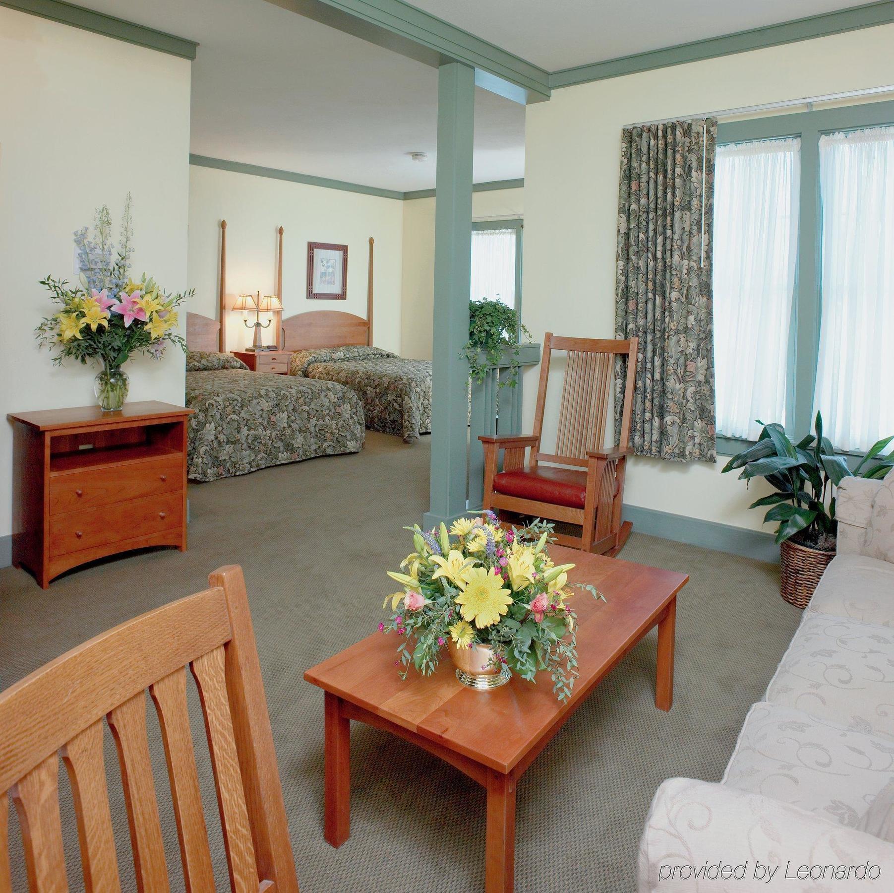 The Craftsman Inn & Suites Fayetteville Δωμάτιο φωτογραφία